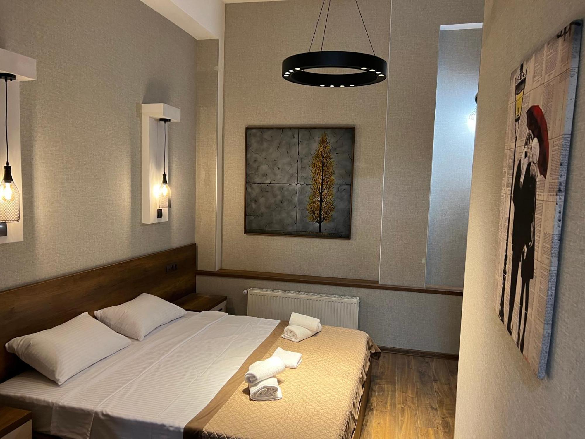 Hotel Livin 第比利斯 外观 照片