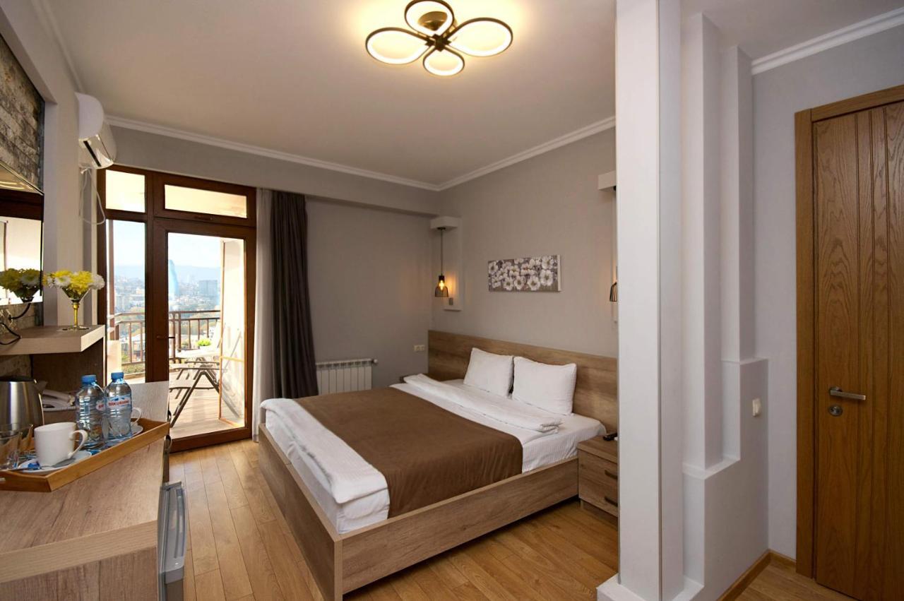 Hotel Livin 第比利斯 外观 照片
